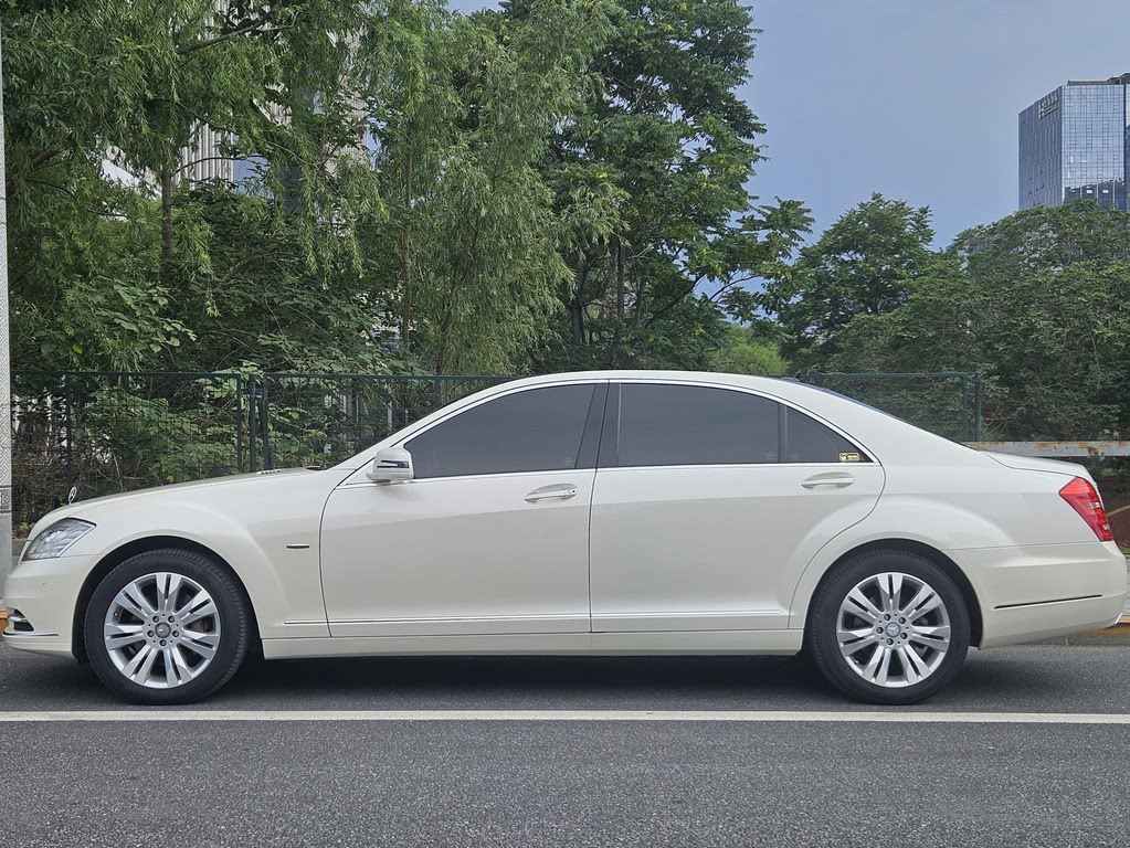 Mercedes-Benz Mercedes-Benz S-Class 2012 S 350 L 4MATIC Grand Edition 2013 - thumbnail 2