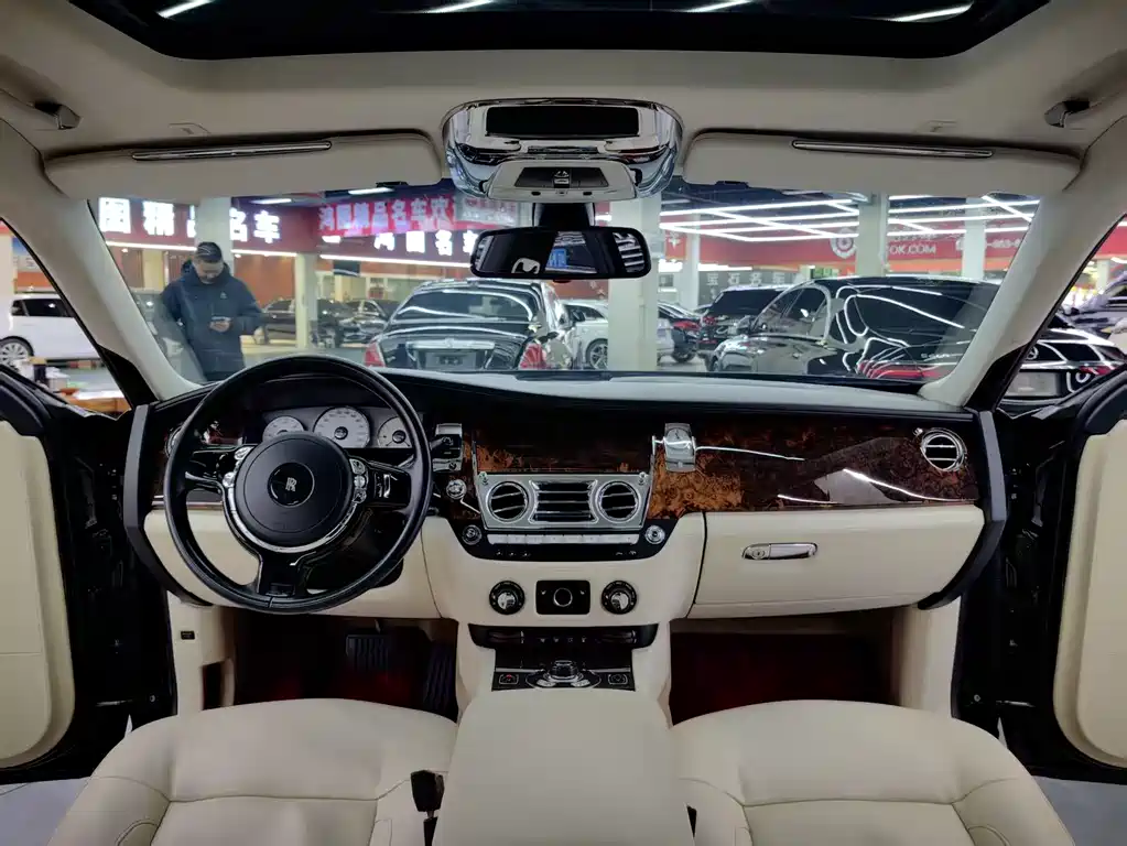 Rolls-Royce Ghost 2010 6.6T Standard Edition 2010 - thumbnail 5