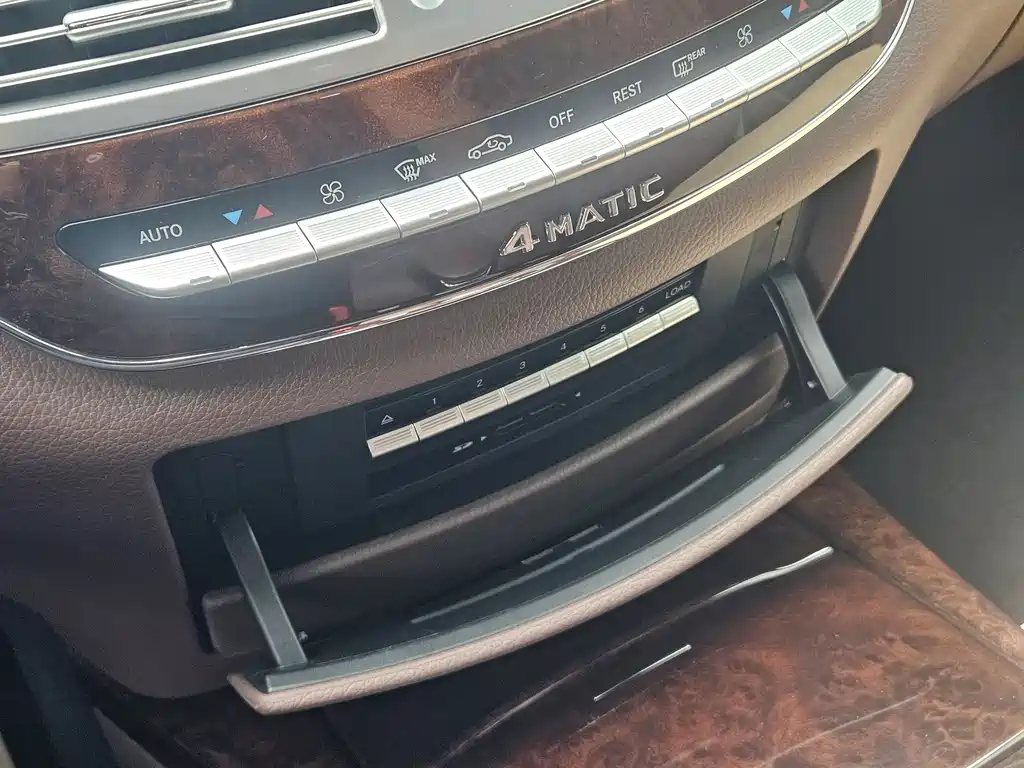 Mercedes-Benz Mercedes-Benz S-Class 2012 S 350 L 4MATIC Grand Edition 2013 - thumbnail 15