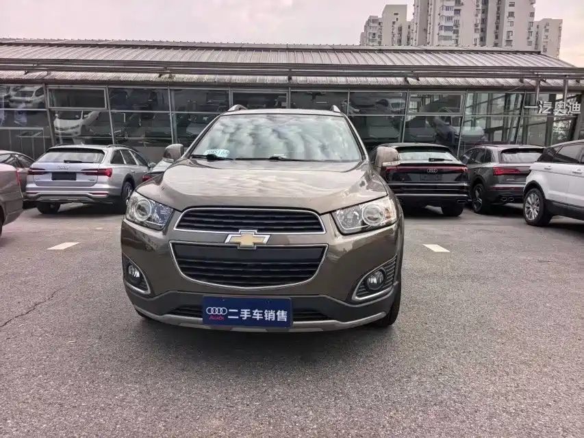 Chevrolet Chevrolet Captiva 2015 2.4L 2WD City Edition 7-seater 2016 - thumbnail 3
