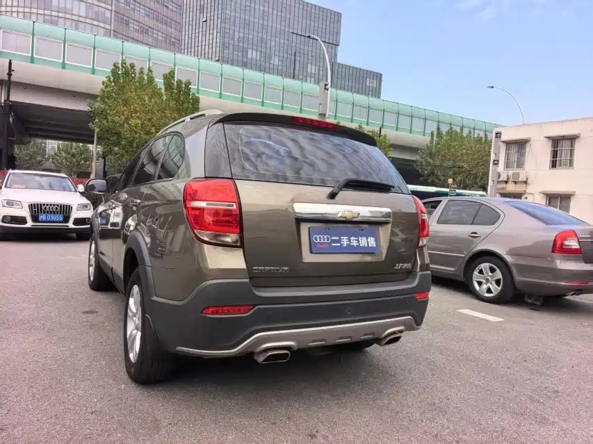 Chevrolet Chevrolet Captiva 2015 2.4L 2WD City Edition 7-seater 2016 - thumbnail 5