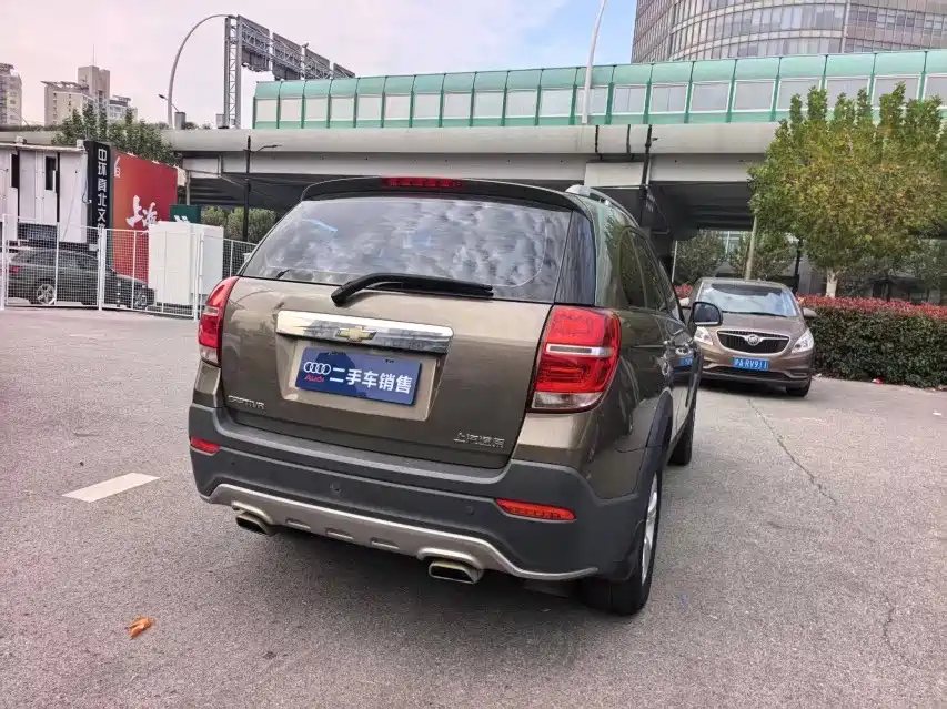 Chevrolet Chevrolet Captiva 2015 2.4L 2WD City Edition 7-seater 2016 - thumbnail 7
