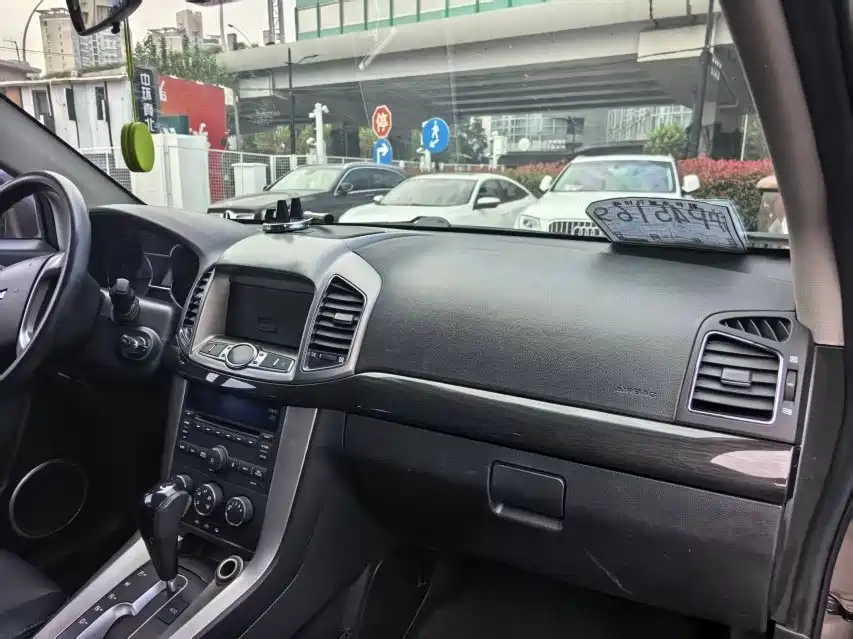 Chevrolet Chevrolet Captiva 2015 2.4L 2WD City Edition 7-seater 2016 - thumbnail 10
