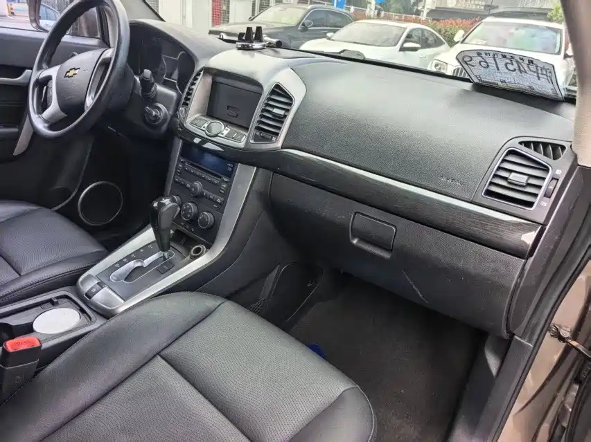 Chevrolet Chevrolet Captiva 2015 2.4L 2WD City Edition 7-seater 2016 - thumbnail 11
