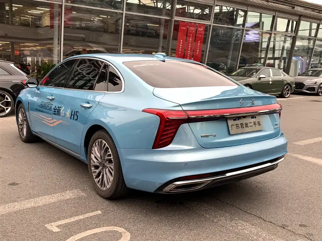 Hongqi Hongqi H5 2023 2.0T Automatic Intelligent Flag Leader Edition 2022 - thumbnail 5