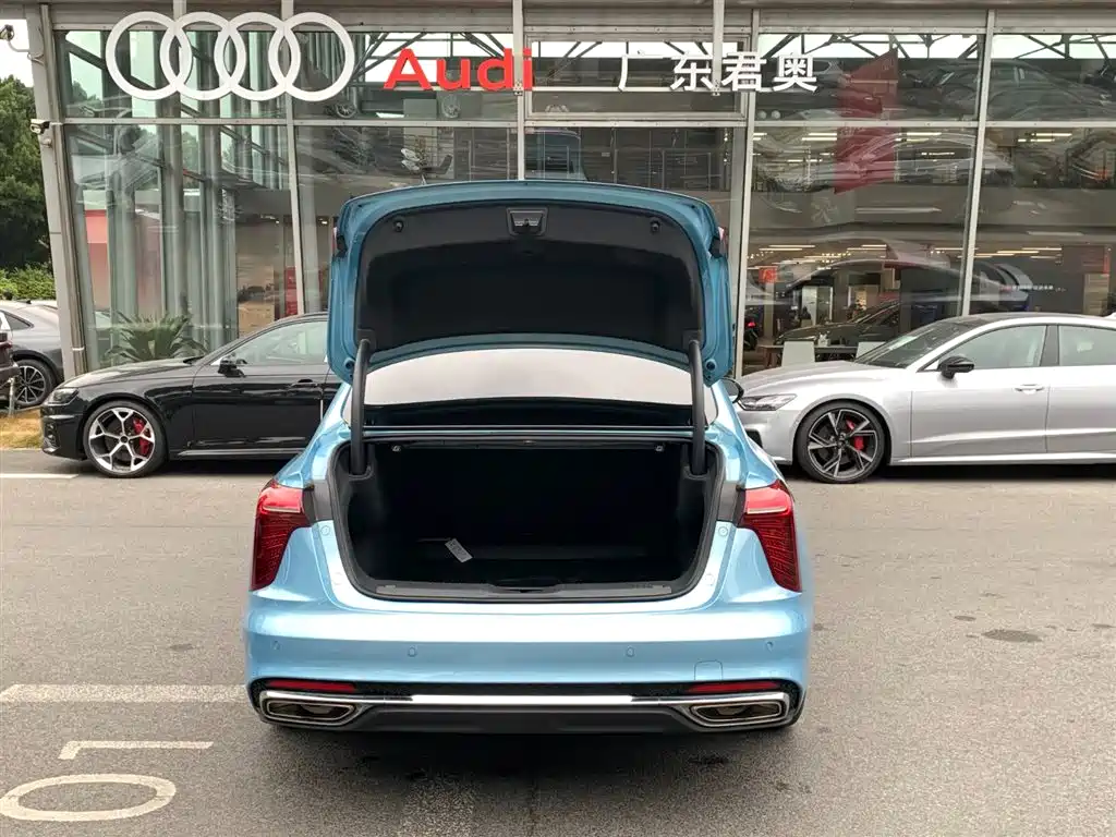 Hongqi Hongqi H5 2023 2.0T Automatic Intelligent Flag Leader Edition 2022 - thumbnail 7