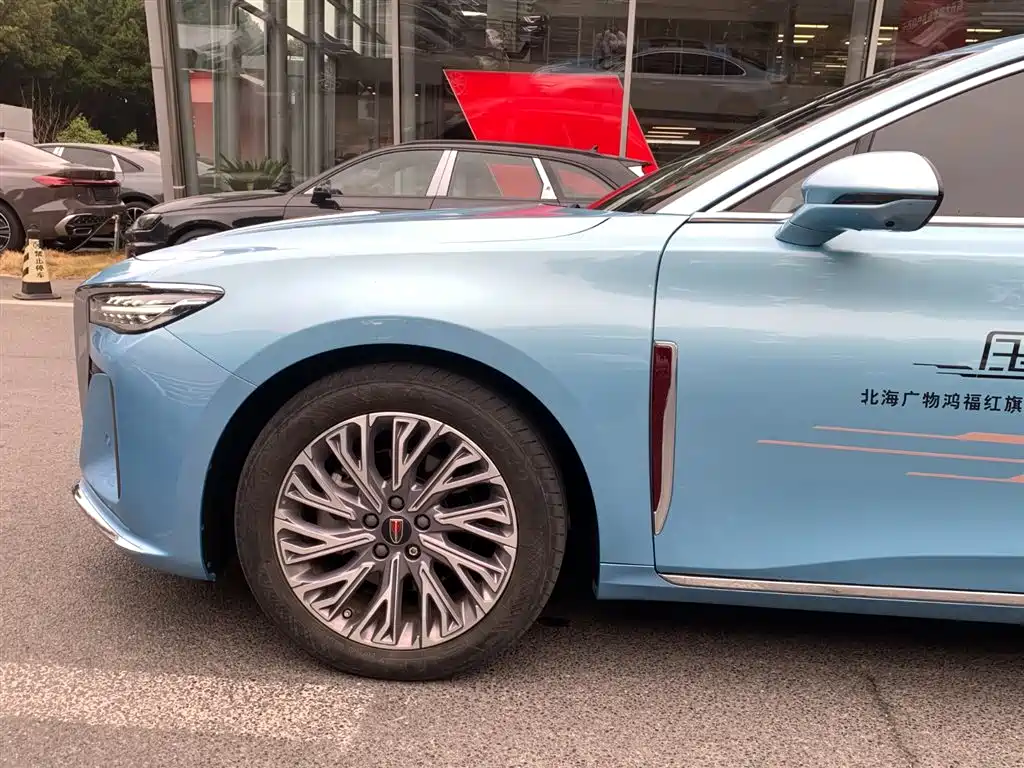Hongqi Hongqi H5 2023 2.0T Automatic Intelligent Flag Leader Edition 2022 - thumbnail 14