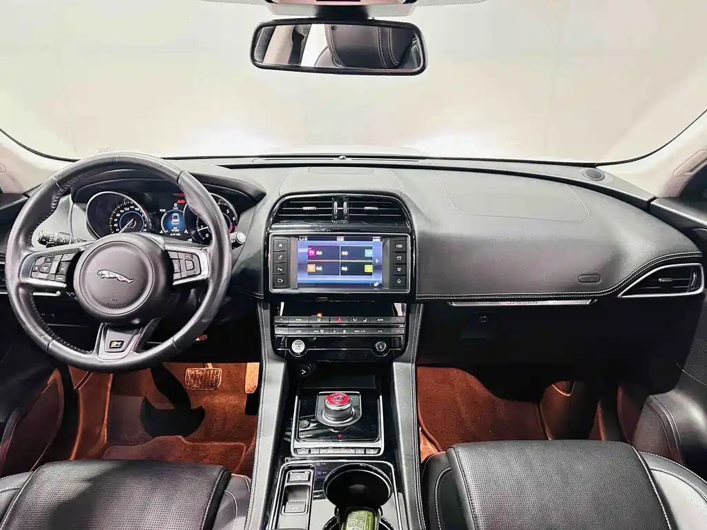 Jaguar Jaguar F-PACE 2016 3.0 SC AWD R-Sport 2017 - thumbnail 13