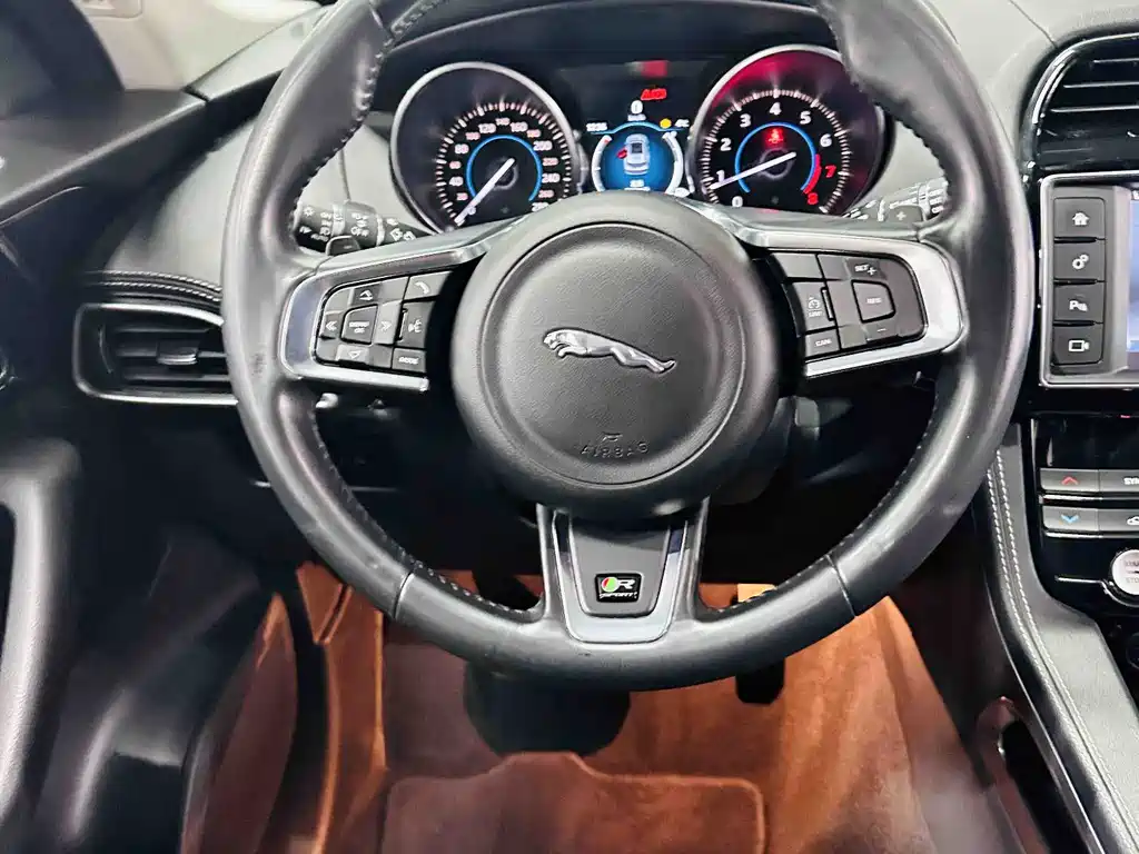 Jaguar Jaguar F-PACE 2016 3.0 SC AWD R-Sport 2017 - thumbnail 14