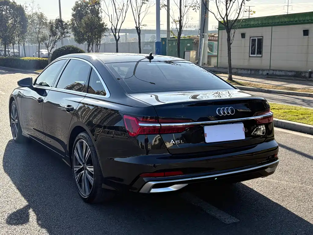 Audi Audi A6L 2024 45 TFSI Premium Elegant 2024 - thumbnail 3