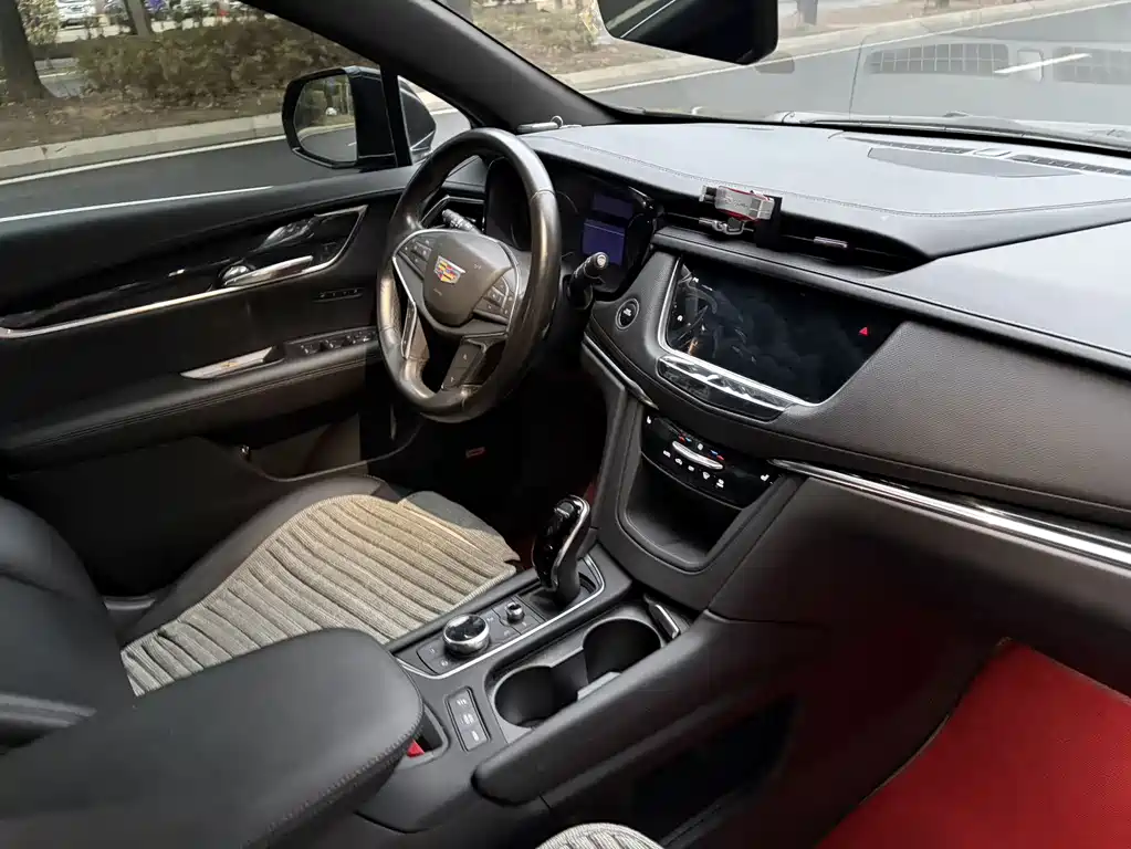 Cadillac Cadillac XT5 2022 2.0T FWD Luxury 2022 - thumbnail 9