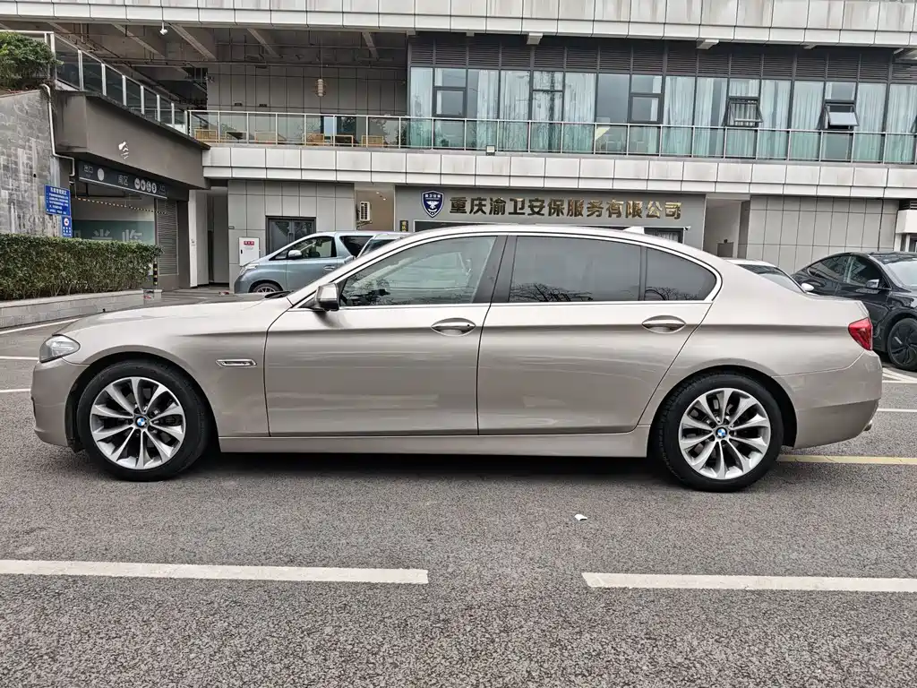 BMW BMW 5 Series 2017 525Li Leading Edition 2017 - thumbnail 9