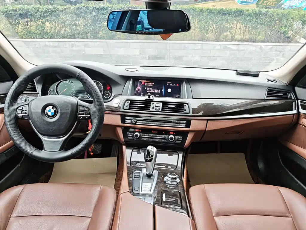 BMW BMW 5 Series 2017 525Li Leading Edition 2017 - thumbnail 14