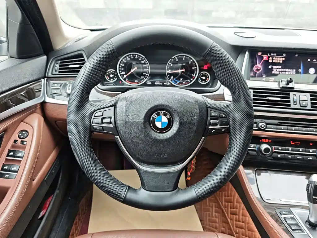 BMW BMW 5 Series 2017 525Li Leading Edition 2017 - thumbnail 16