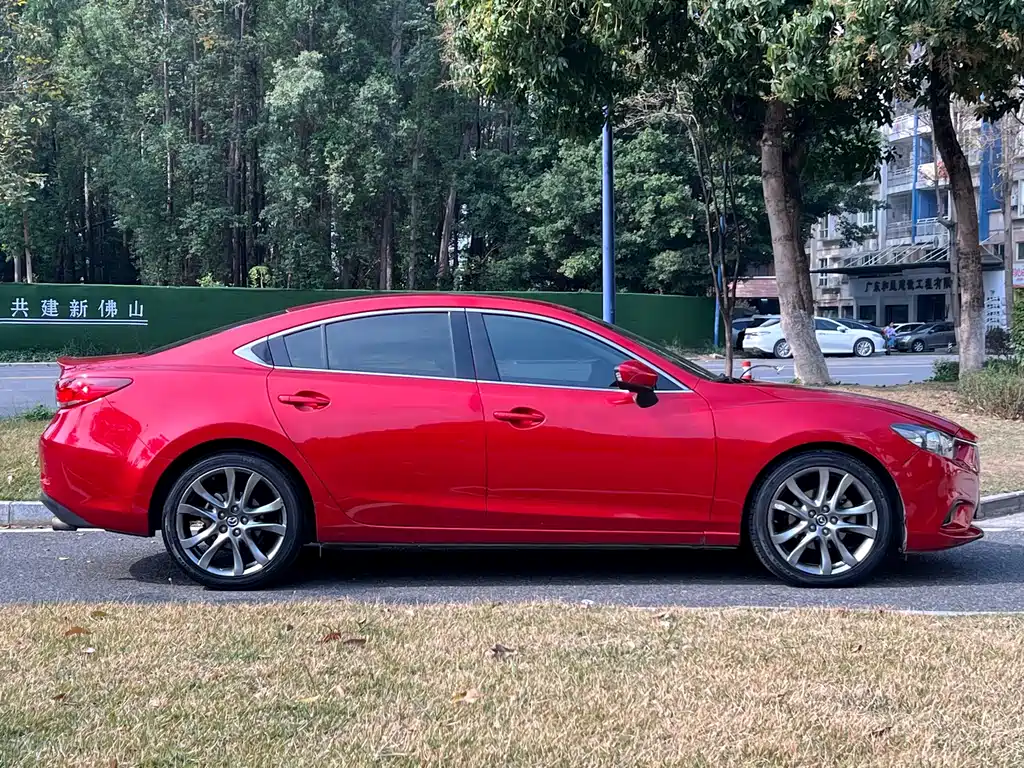 Mazda Mazda6 2015 2.5L Blue Sky Premium Edition 2016 - thumbnail 4