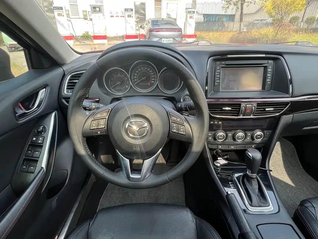 Mazda Mazda6 2015 2.5L Blue Sky Premium Edition 2016 - thumbnail 16