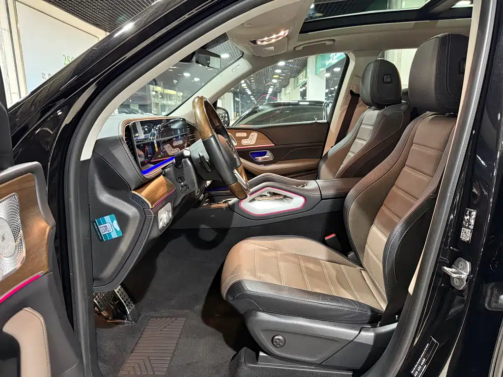 Mercedes-Benz Mercedes-Benz GLS 2021 GLS 450 4MATIC Luxury Model 2021 - thumbnail 4