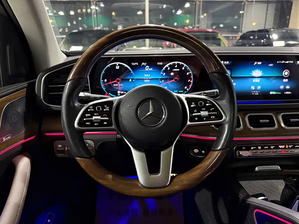 Mercedes-Benz Mercedes-Benz GLS 2021 GLS 450 4MATIC Luxury Model 2021 - thumbnail 17