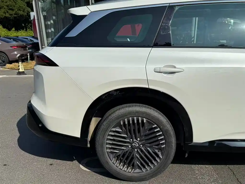 Nissan Pathfinder 2024 380VC-TURBO AWD Intelligent Premium 6-Seat 2024 - thumbnail 16