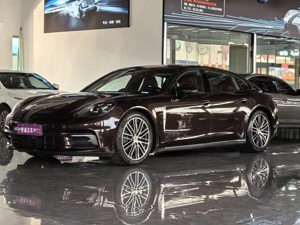 Porsche Porsche Panamera 2017 Panamera 4 Executive Long Wheelbase 3.0T 2018