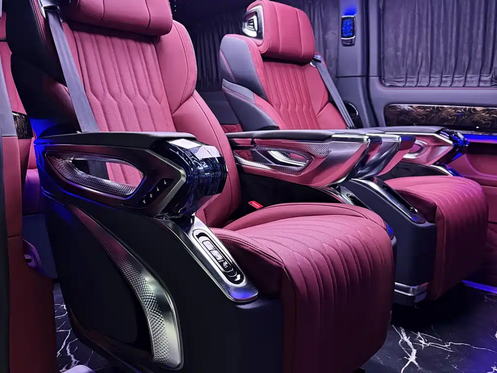 Mercedes-Benz Vito 2024 2.0T Business Edition 7-seater 2026 - thumbnail 4