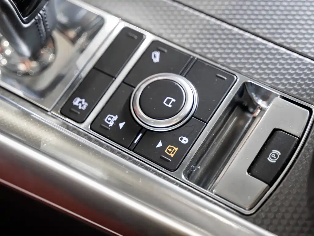 Land Rover Range Rover Sport 2020 3.0 L6 HSE DYNAMIC 2021 - thumbnail 11