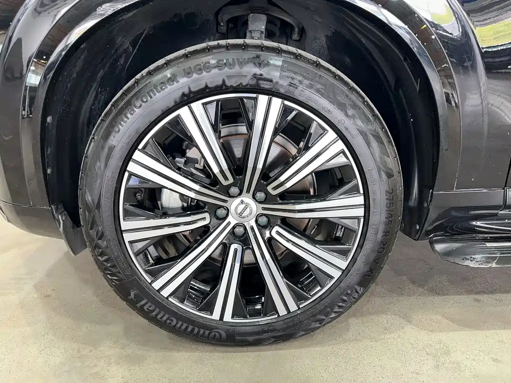 Volvo Volvo XC90 2021 B6 Momentum Luxury 7-seater 2021 - thumbnail 4