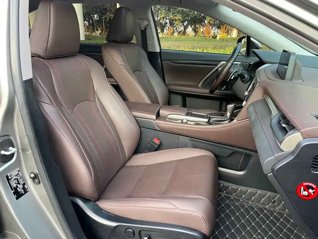 Lexus Lexus RX 450hL AWD Elegant Edition 7-seater (2020 Model Year Facelift) 2020 - thumbnail 6