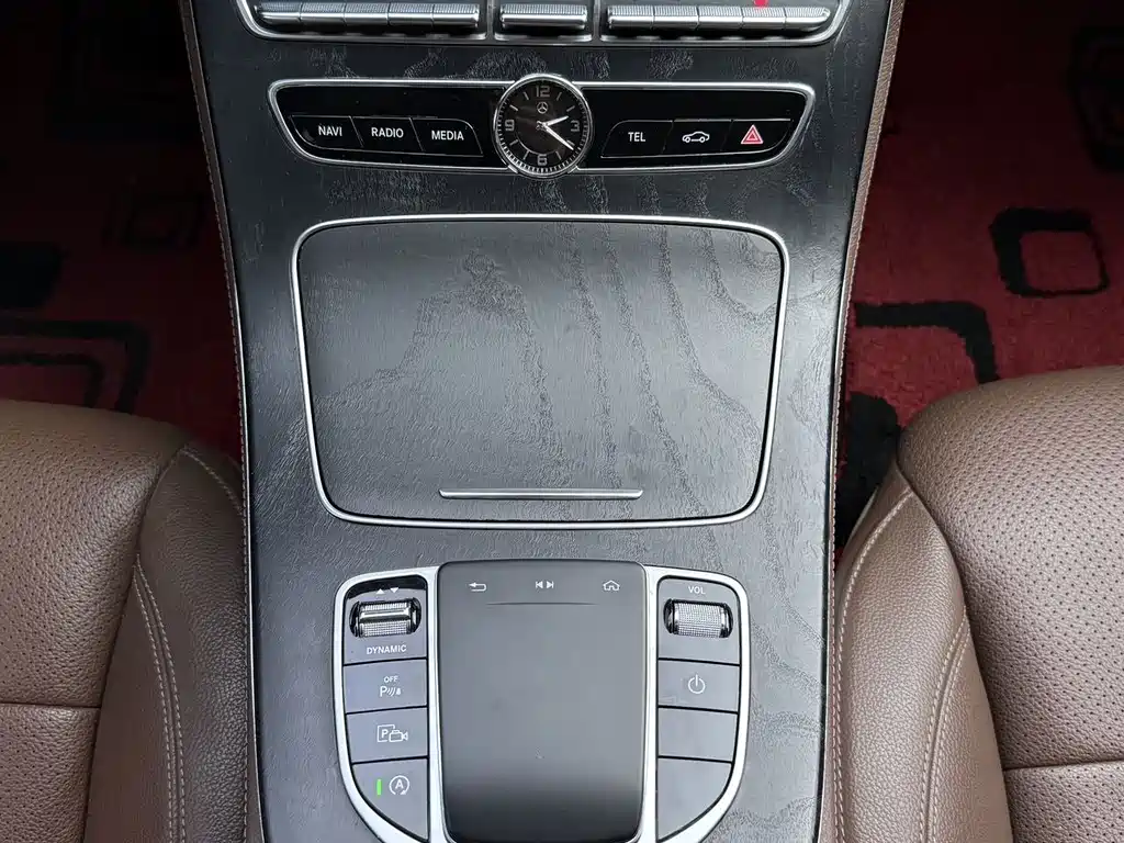 Mercedes-Benz Mercedes-Benz E-Class 2016 E 300 L Sport Style 2018 - thumbnail 10