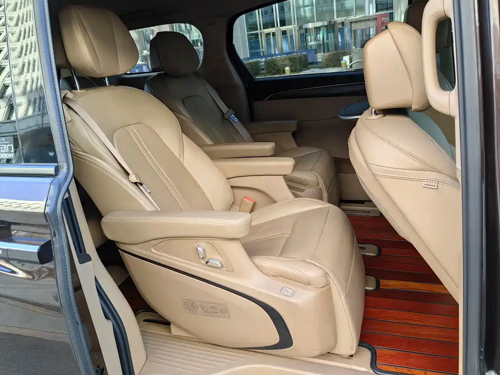 Buick Buick GL8 2020 ES Landmark 653T Luxury Edition 2020 - thumbnail 12