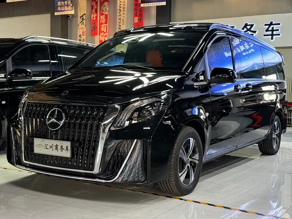 Mercedes-Benz Vito 2024 2.0T Business Edition 7-seater 2026