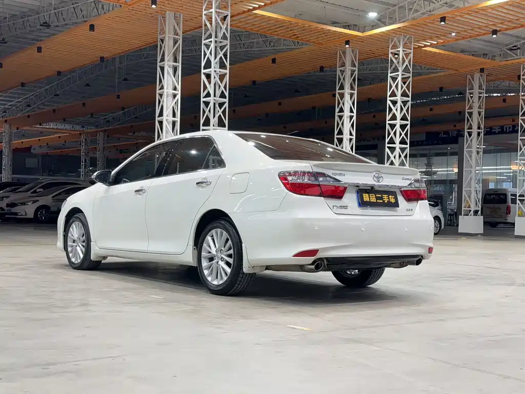 Toyota Toyota Camry 2015 2.5G Luxury Navigation Edition 2015 - thumbnail 3
