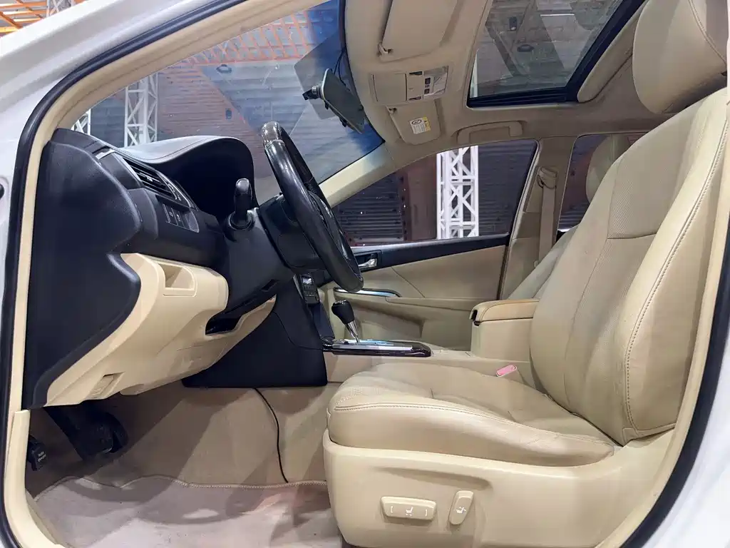 Toyota Toyota Camry 2015 2.5G Luxury Navigation Edition 2015 - thumbnail 7