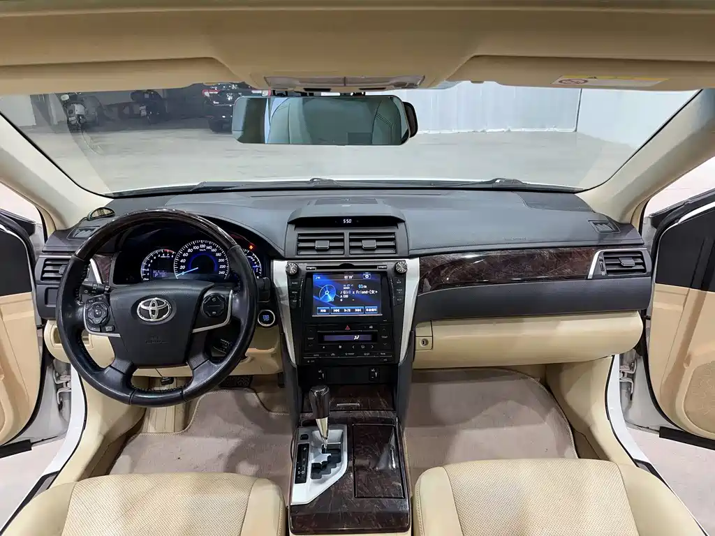 Toyota Toyota Camry 2015 2.5G Luxury Navigation Edition 2015 - thumbnail 11