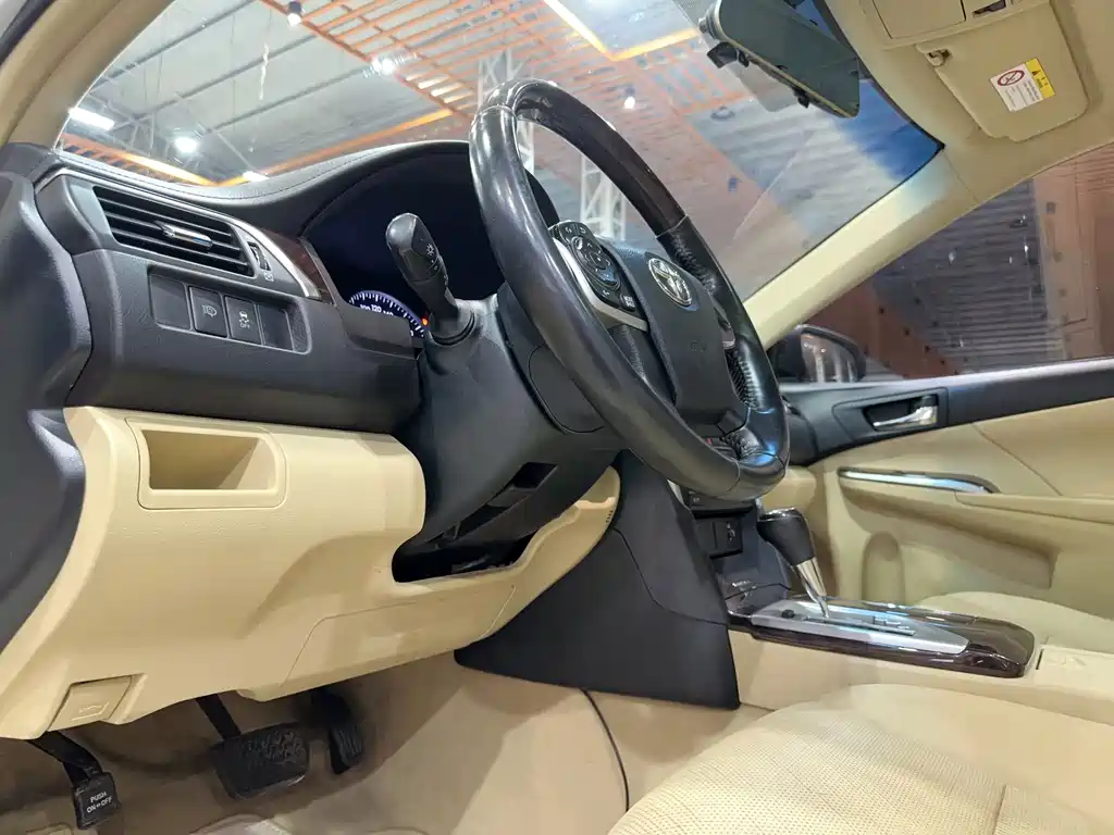 Toyota Toyota Camry 2015 2.5G Luxury Navigation Edition 2015 - thumbnail 13