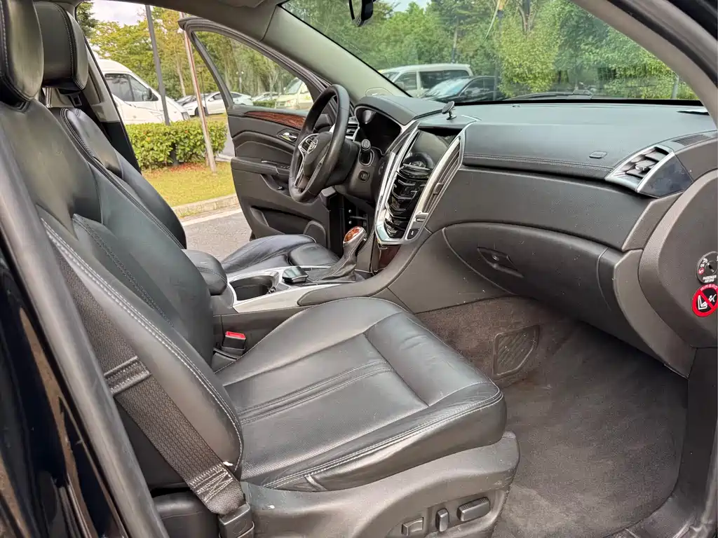 Cadillac Cadillac SRX 2015 3.0L Premium 2016 - thumbnail 6