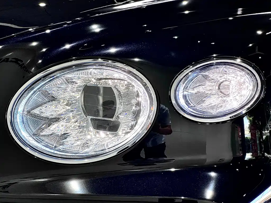 Bentley Bentayga 2021 4.0T V8 2021 - thumbnail 9