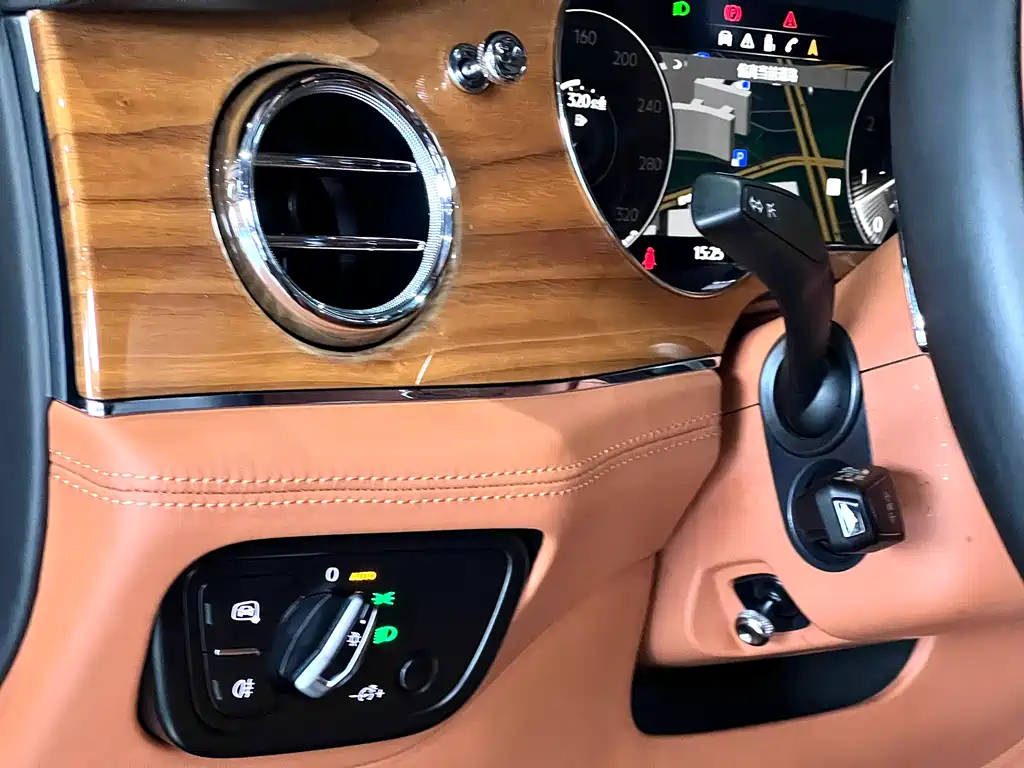 Bentley Bentayga 2021 4.0T V8 2021 - thumbnail 24