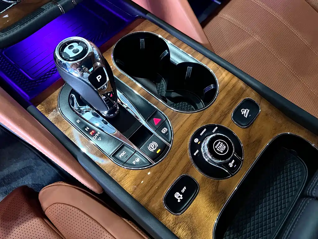 Bentley Bentayga 2021 4.0T V8 2021 - thumbnail 29