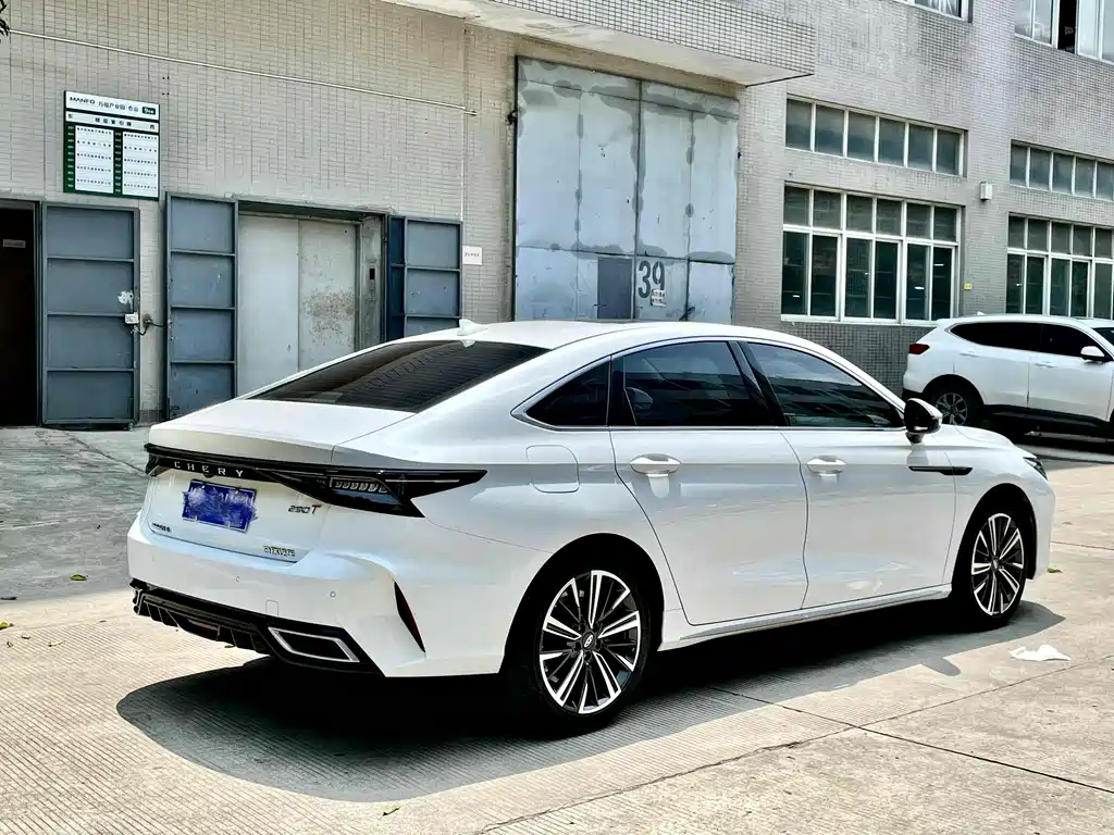 Chery Arrizo 8 2022 1.6T DCT Fashion 2023 - thumbnail 5