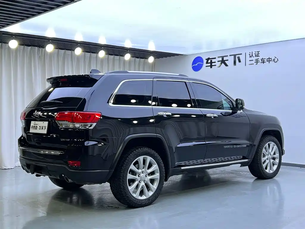 Jeep Jeep Grand Cherokee Limited Navigation 2017 3.6L 2018 - thumbnail 3