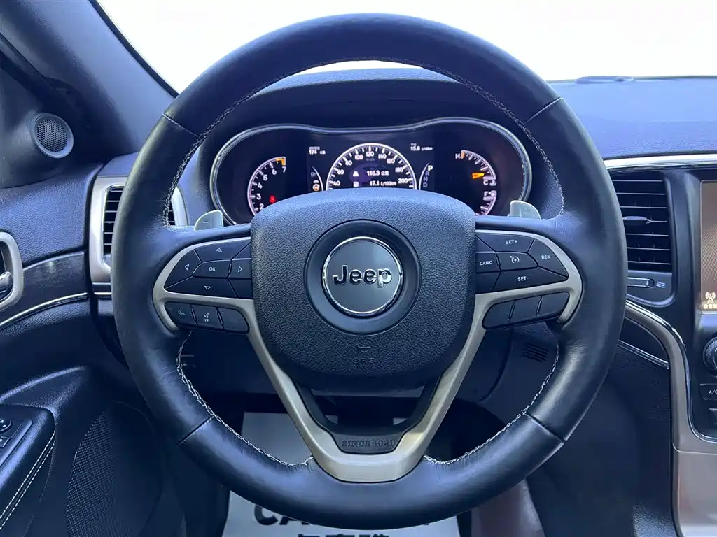 Jeep Jeep Grand Cherokee Limited Navigation 2017 3.6L 2018 - thumbnail 9