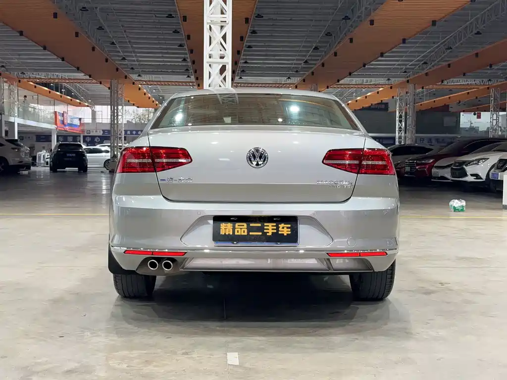 Volkswagen Magotan 2017 330TSI DSG Leading Edition 2016 - thumbnail 3