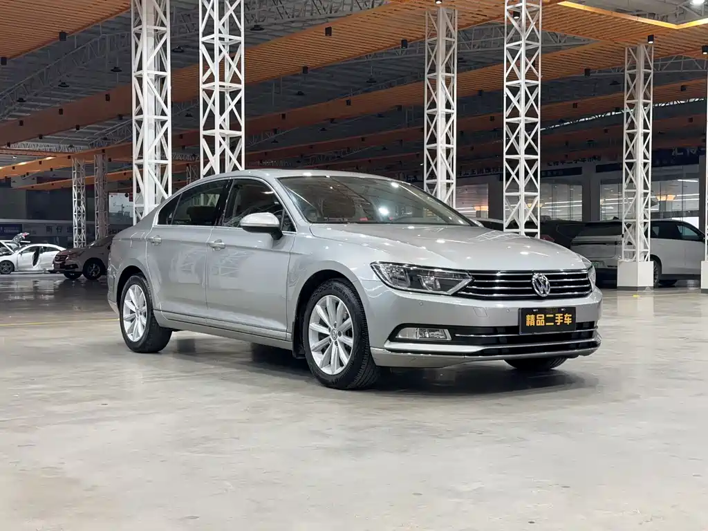 Volkswagen Magotan 2017 330TSI DSG Leading Edition 2016 - thumbnail 9