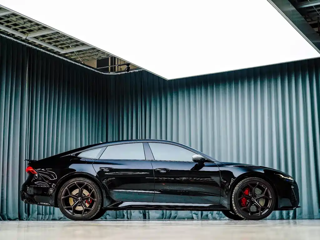 Audi Audi RS 7 2024 RS 7 4.0T Sportback Performance 2026 - thumbnail 4