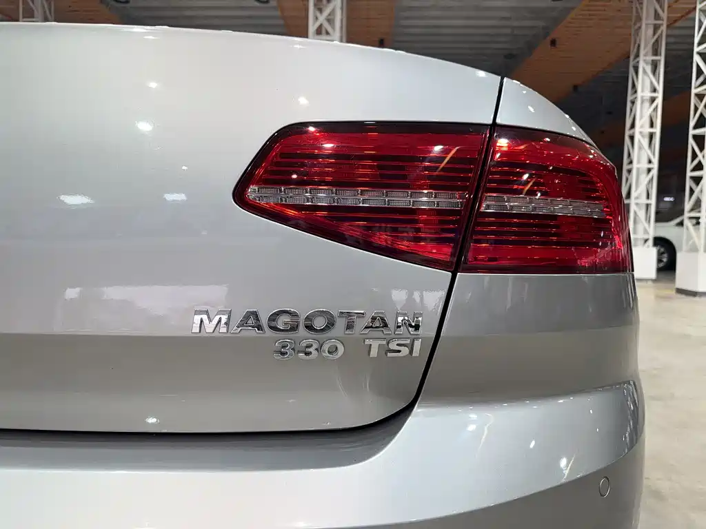 Volkswagen Magotan 2017 330TSI DSG Leading Edition 2016 - thumbnail 24