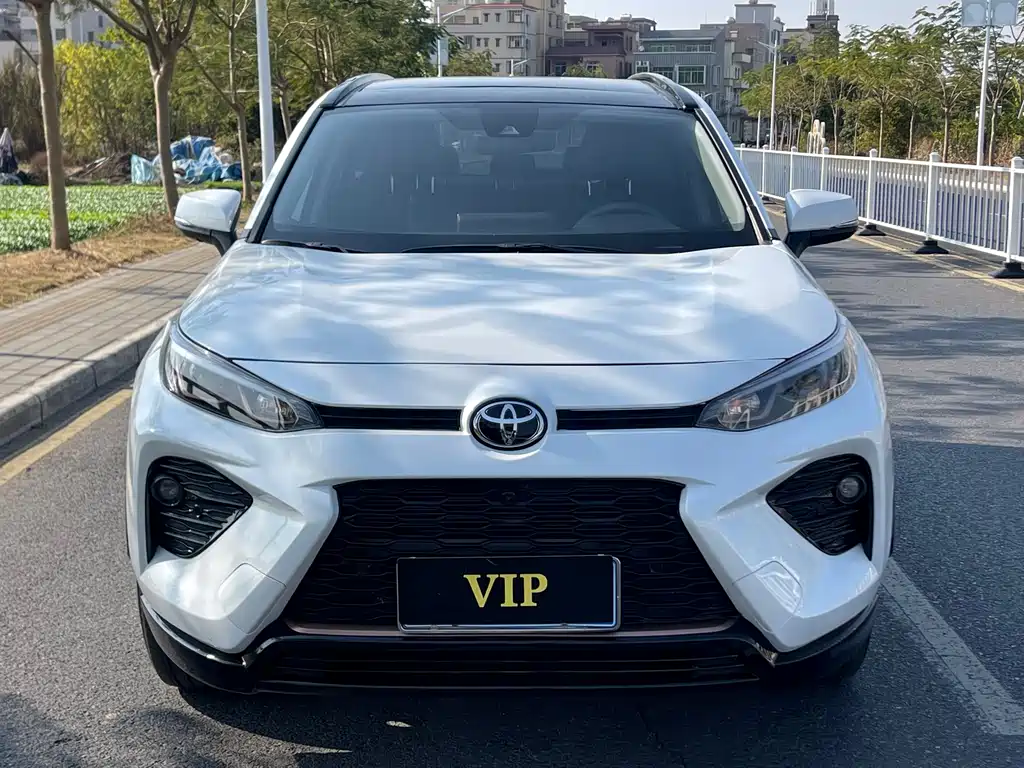 Toyota Venza 2024 2.0L CVT AWD Luxury Plus Edition 2025 - thumbnail 2