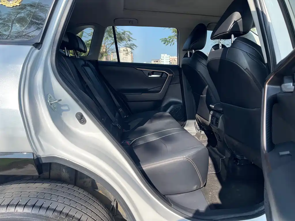 Toyota Venza 2024 2.0L CVT AWD Luxury Plus Edition 2025 - thumbnail 15