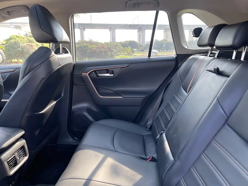 Toyota Venza 2024 2.0L CVT AWD Luxury Plus Edition 2025 - thumbnail 27