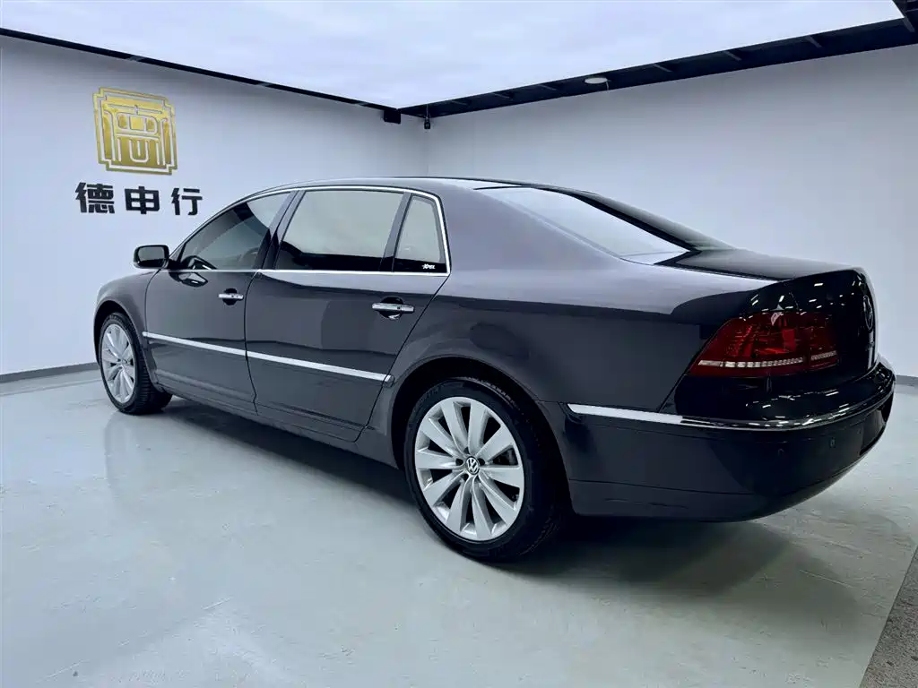 Volkswagen Phaeton 2012 3.6L Exclusive Customized Edition 2011 - thumbnail 6